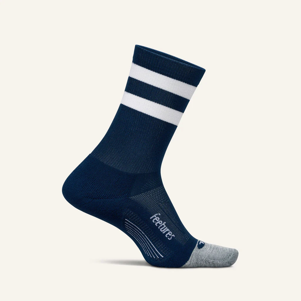 Feetures Elite Light Cushion Crew Socks