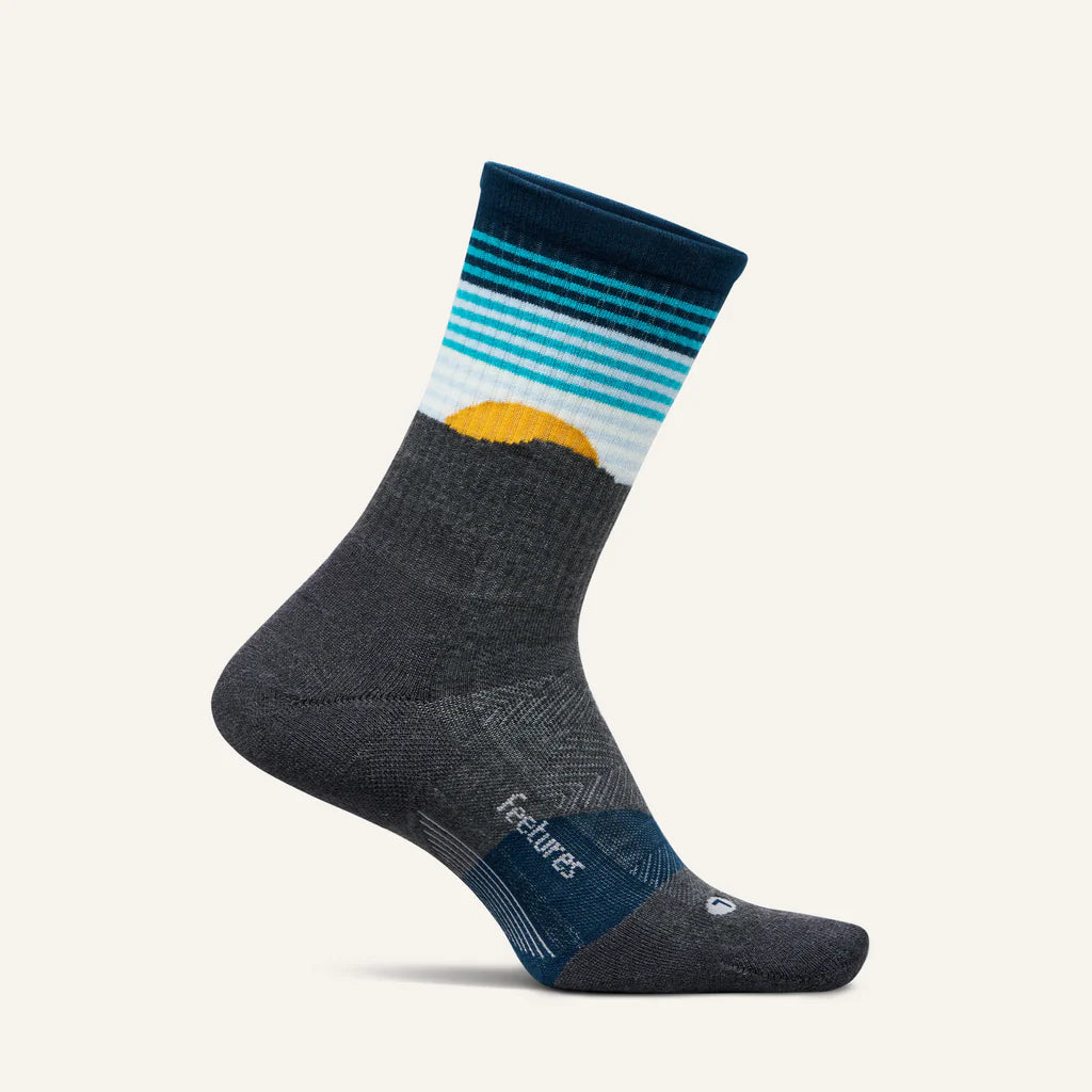 Feetures Trail Max Cushion Crew Socks